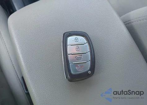 2018 Hyundai Elantra Value Edition из США, поврежденный, VIN 5NPD84LF2JH320183